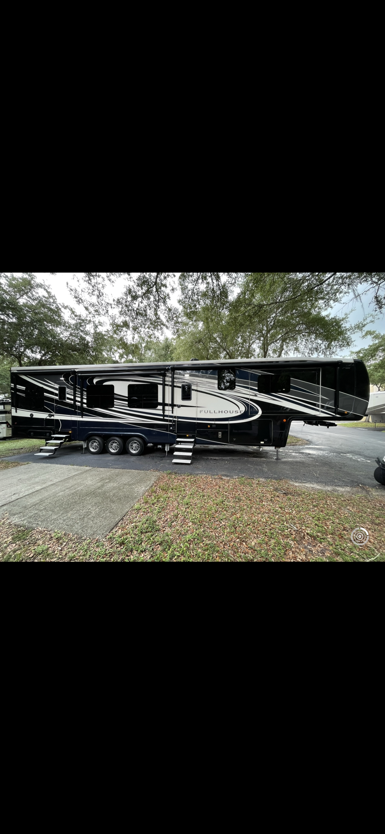2021 DRV FullHouse JX450 exterior view